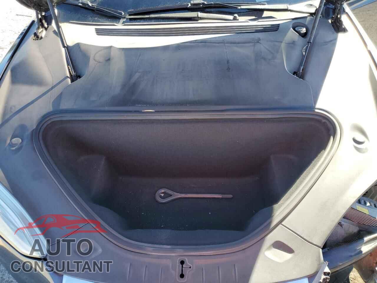 TESLA MODEL S 2020 - 5YJSA1E26LF363656