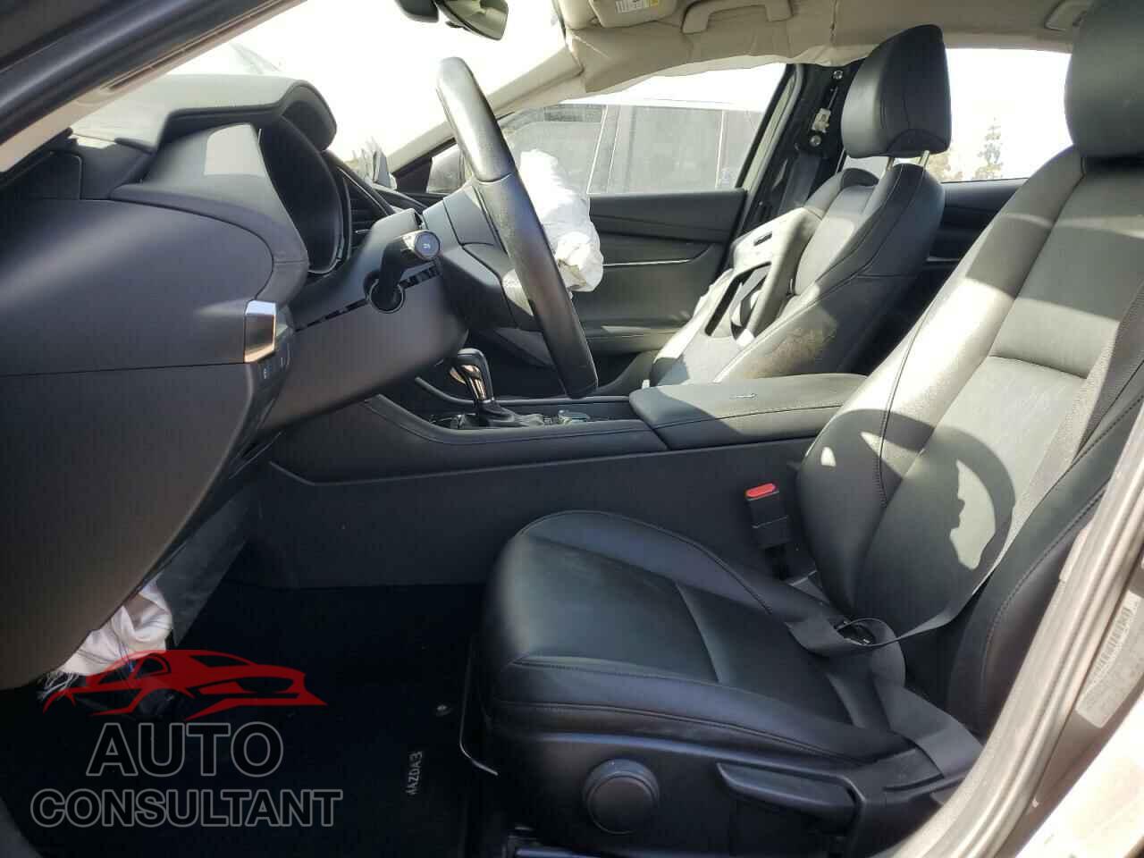 MAZDA 3 2019 - JM1BPBAM6K1134767