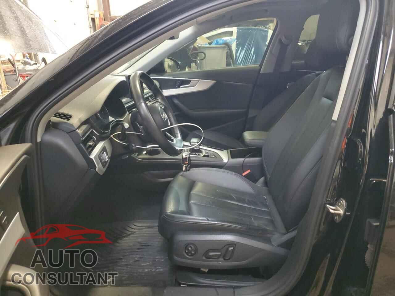 AUDI A4 2017 - WAUANAF47HN025897