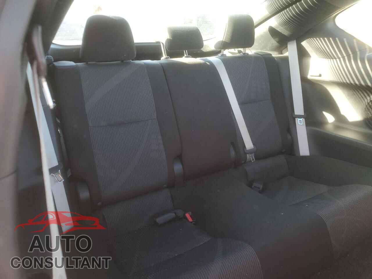 TOYOTA SCION 2014 - JTKJF5C79E3068563