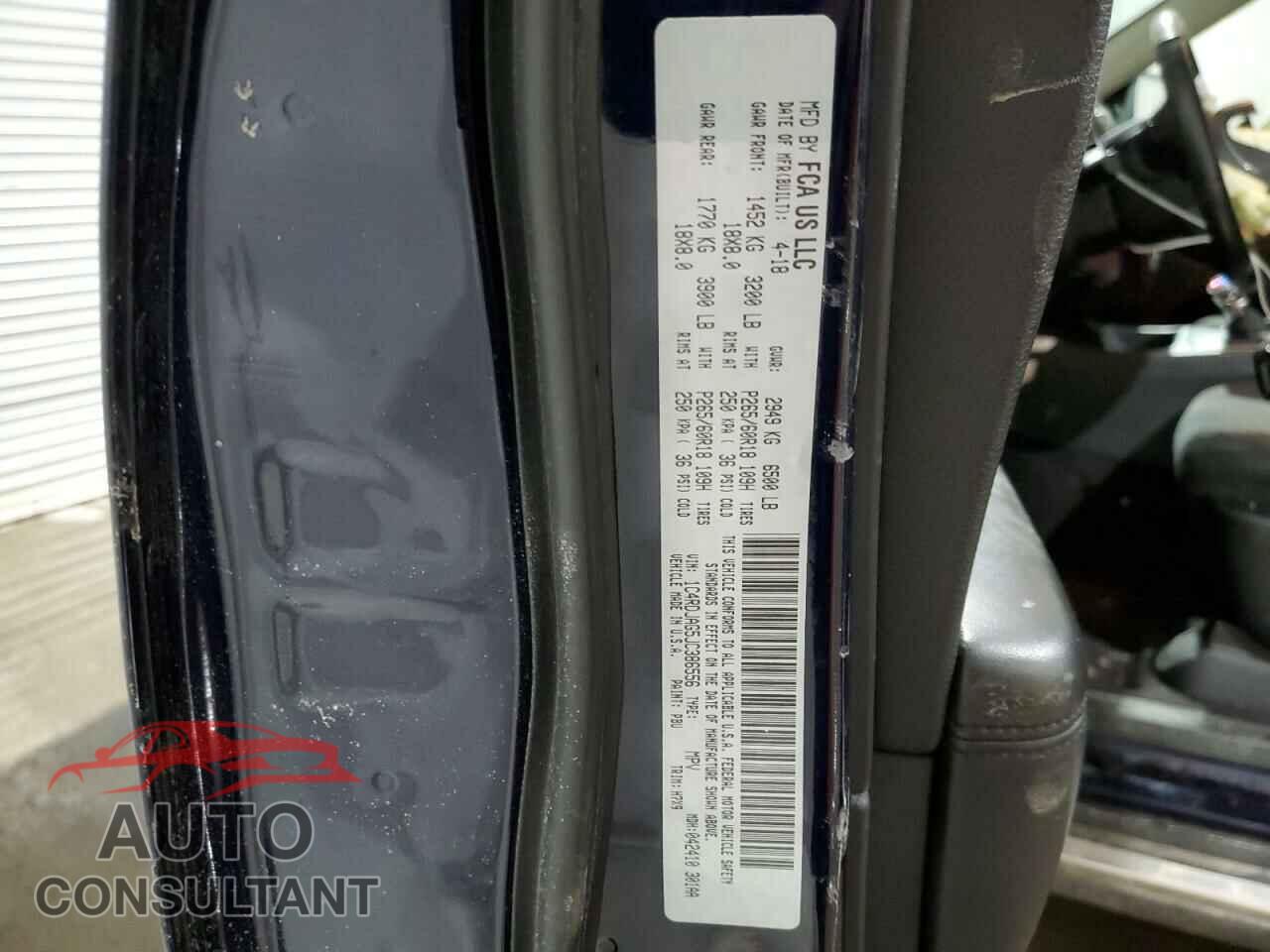 DODGE DURANGO 2018 - 1C4RDJAG5JC386556