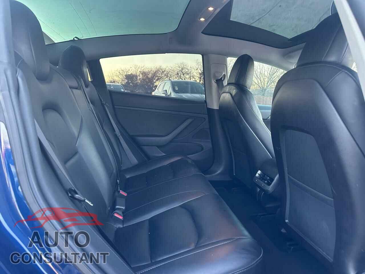TESLA MODEL 3 2019 - 5YJ3E1EA0KF344972