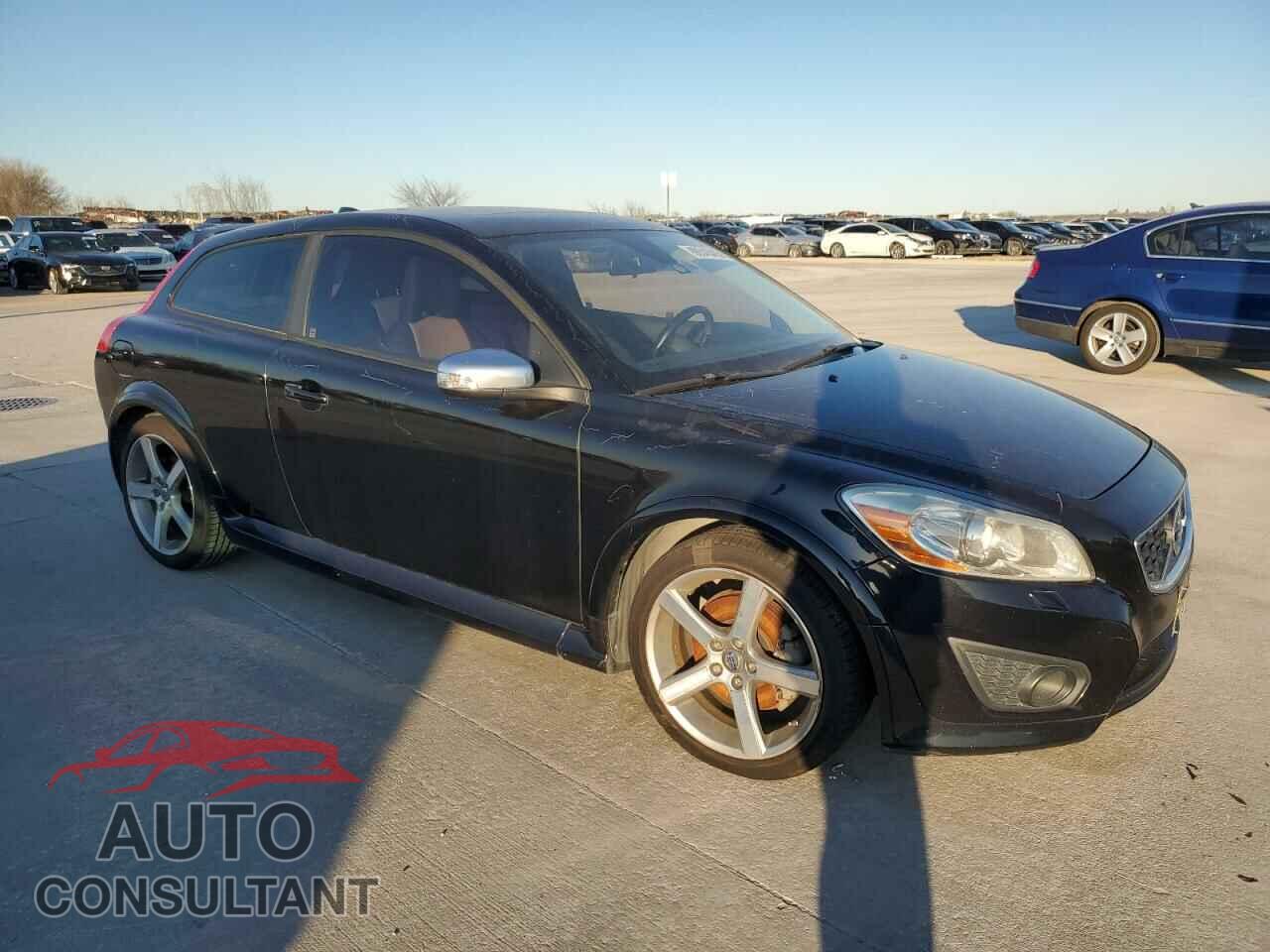 VOLVO C30 2011 - YV1672MK4B2240909