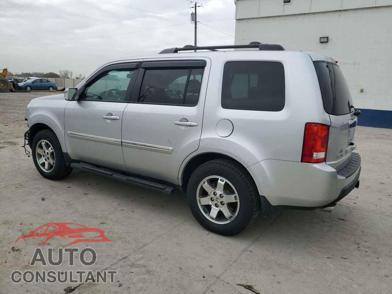 HONDA PILOT 2011 - 5FNYF4H99BB097523