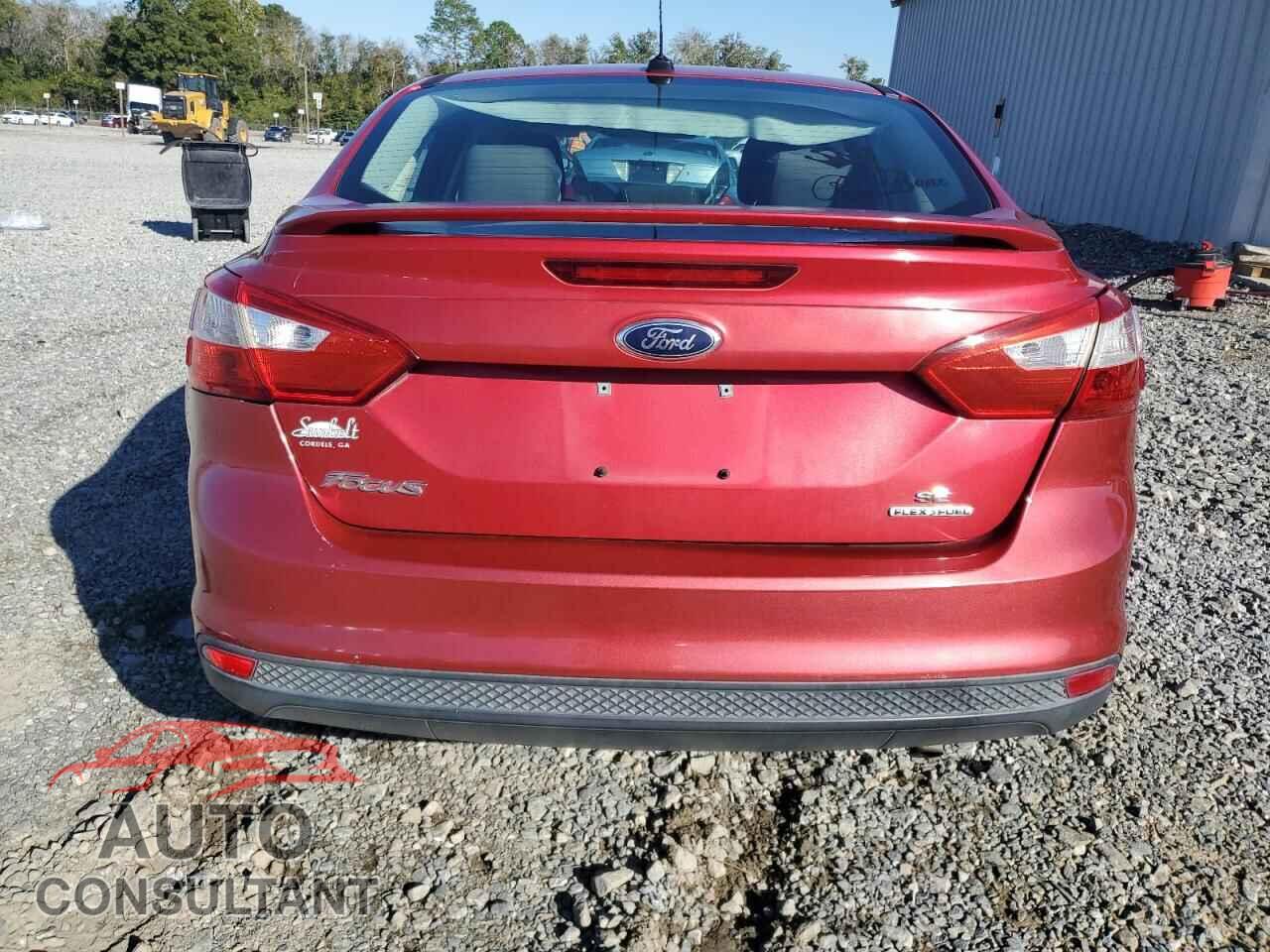 FORD FOCUS 2012 - 1FAHP3F24CL377545