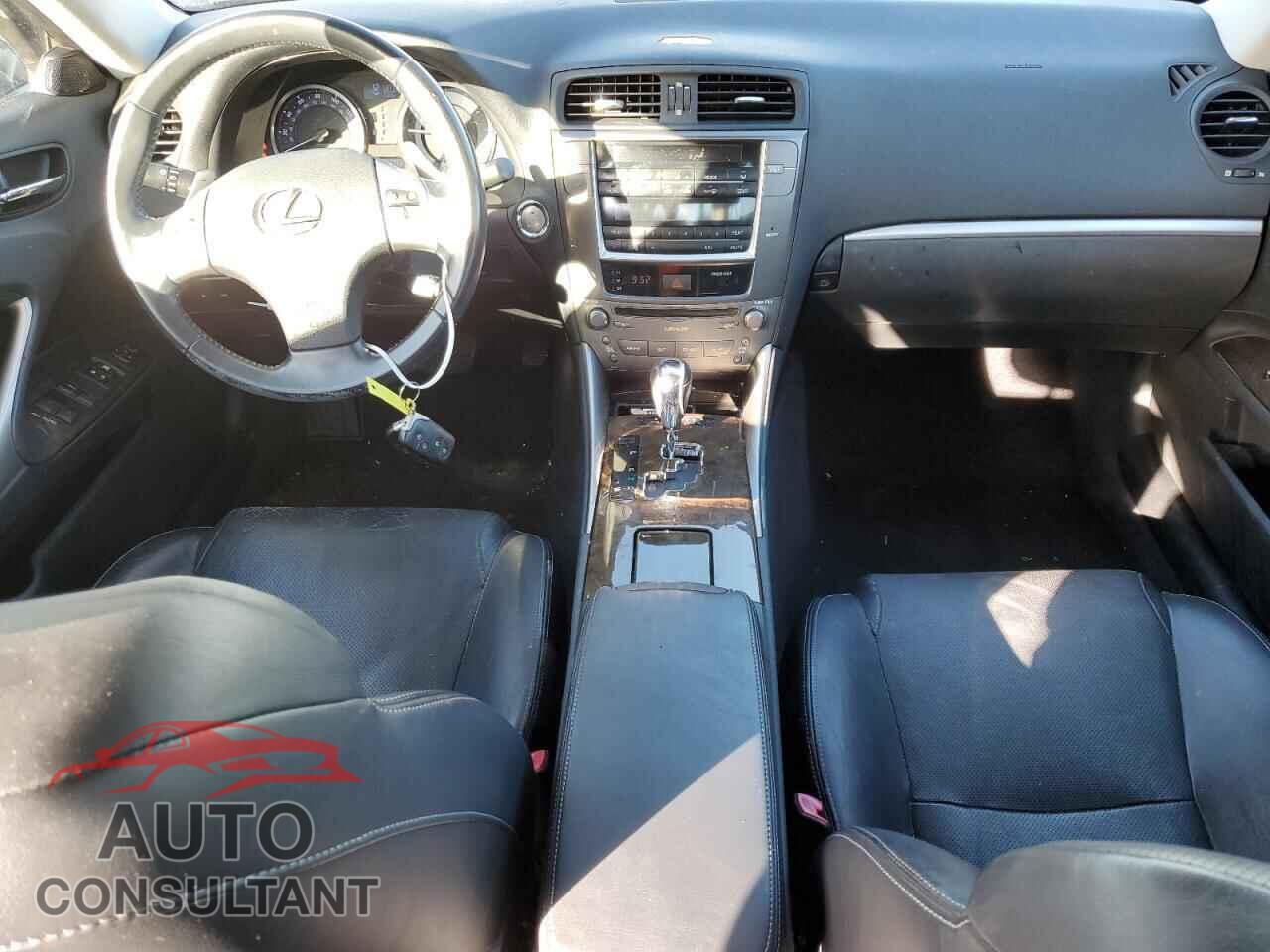 LEXUS IS 2013 - JTHBF5C27D5186810