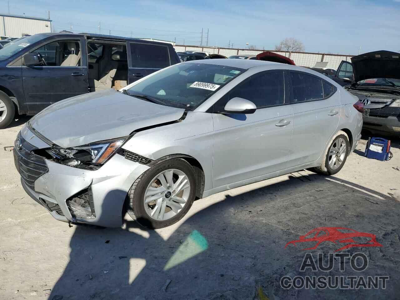 HYUNDAI ELANTRA 2019 - 5NPD84LF0KH474103