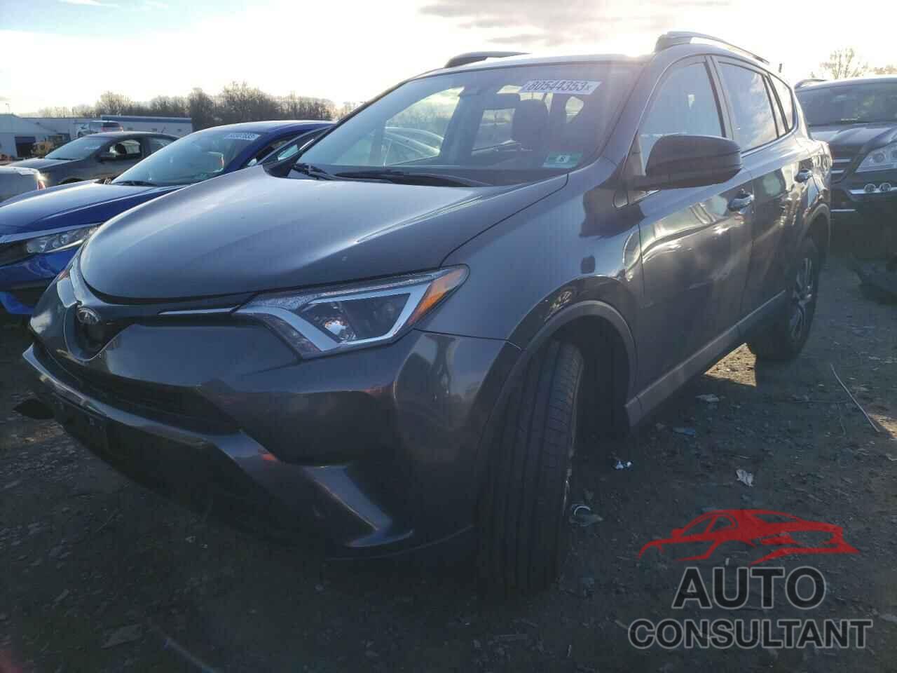 TOYOTA RAV4 2018 - JTMBFREV0JJ740191