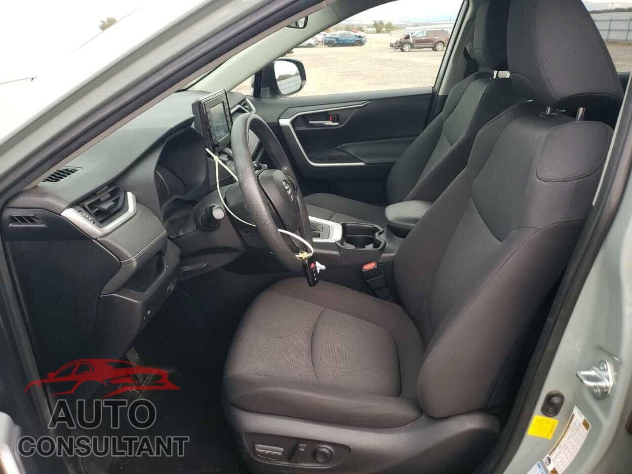 TOYOTA RAV4 2019 - JTMP1RFV5KD506907