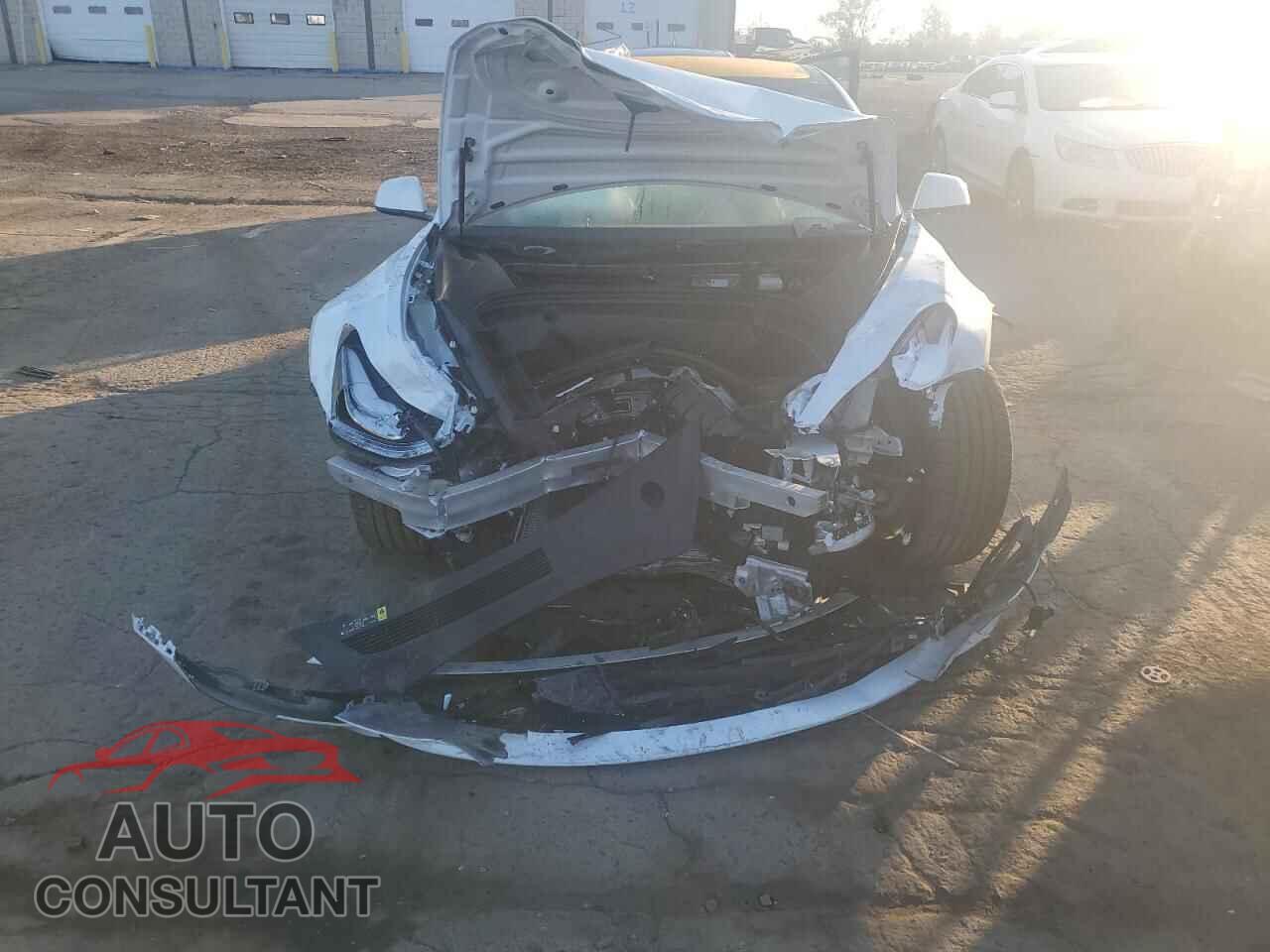 TESLA MODEL 3 2018 - 5YJ3E1EB2JF055941
