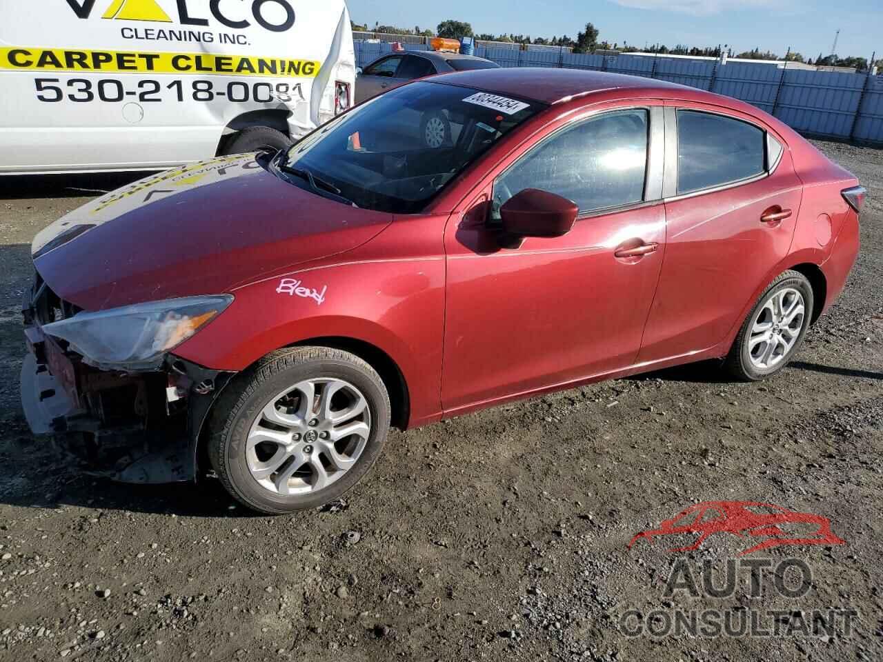 TOYOTA YARIS 2017 - 3MYDLBYV5HY192880