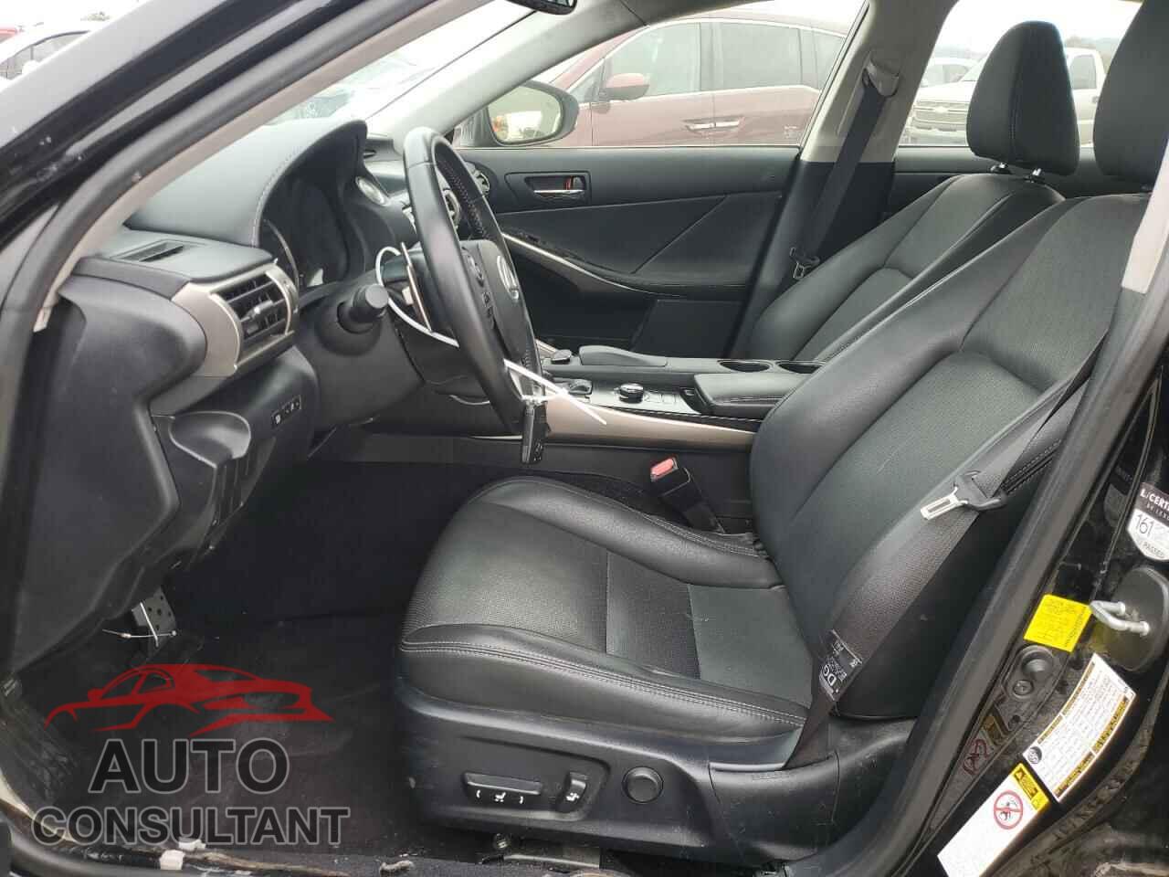 LEXUS IS 2014 - JTHBF1D21E5016774