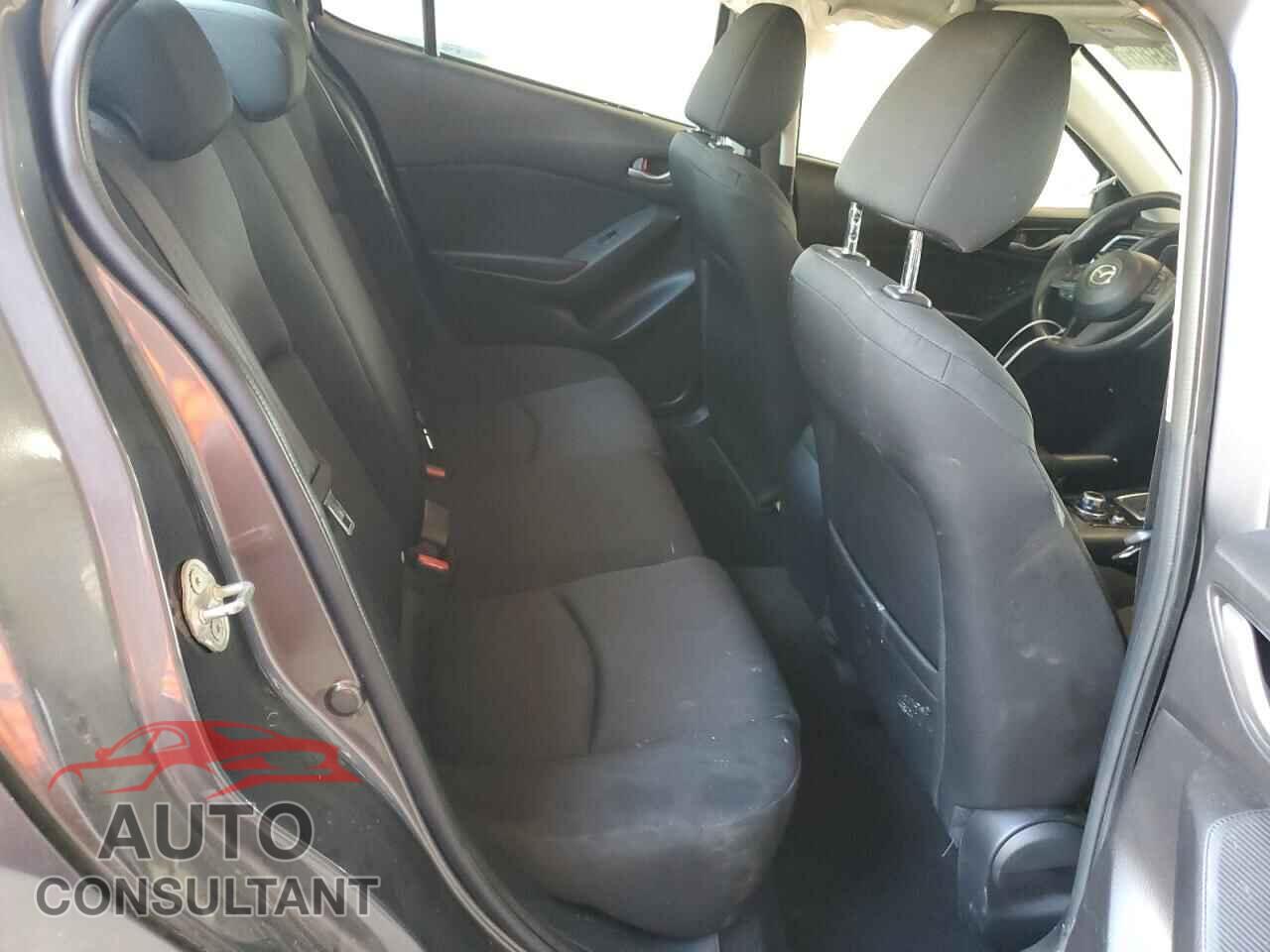 MAZDA 3 2015 - 3MZBM1U77FM159143