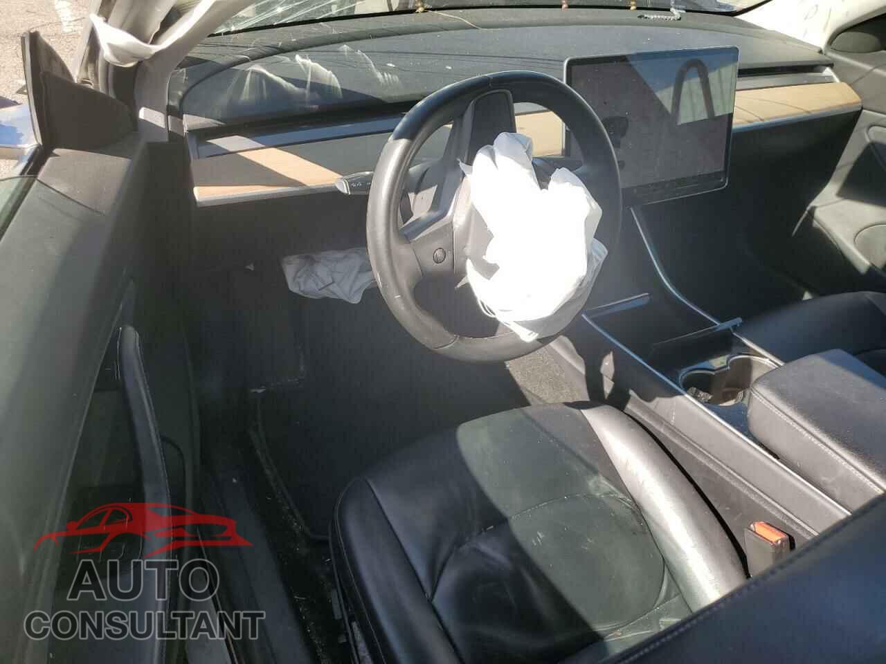 TESLA MODEL 3 2018 - 5YJ3E1EA7JF010503