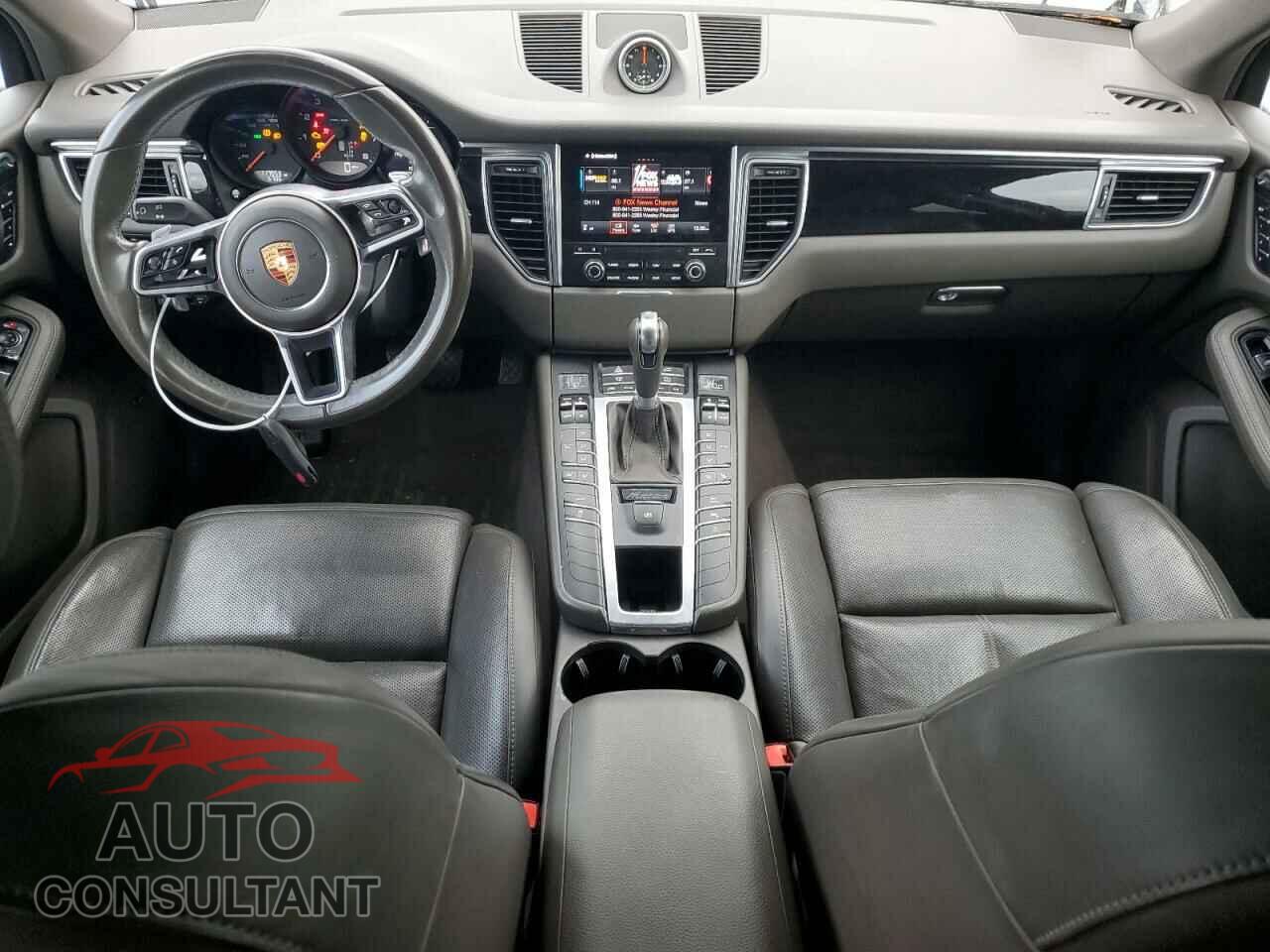 PORSCHE MACAN 2017 - WP1AA2A58HLB07751
