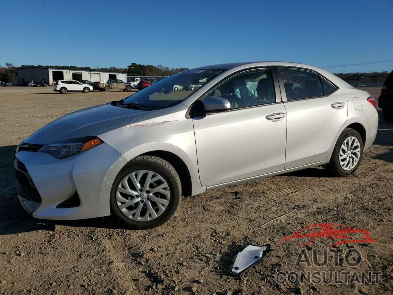 TOYOTA COROLLA 2018 - 5YFBURHE9JP786227
