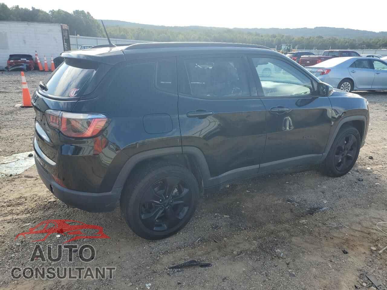 JEEP COMPASS 2018 - 3C4NJDBB0JT401450