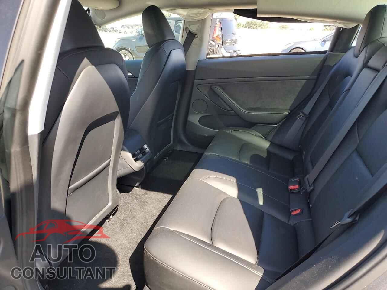TESLA MODEL 3 2023 - 5YJ3E1EA8PF588800