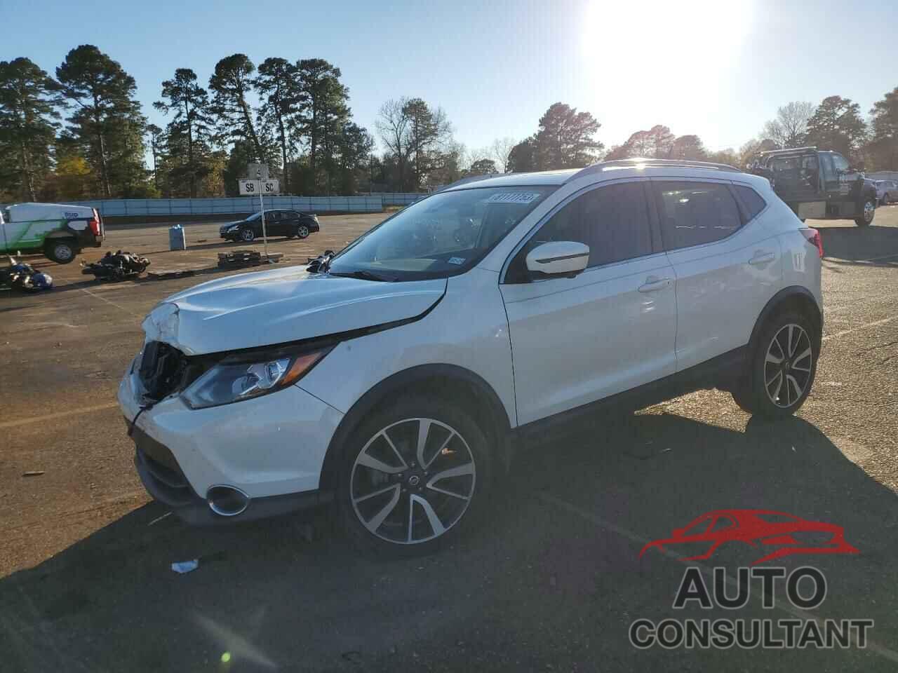 NISSAN ROGUE 2018 - JN1BJ1CPXJW183266