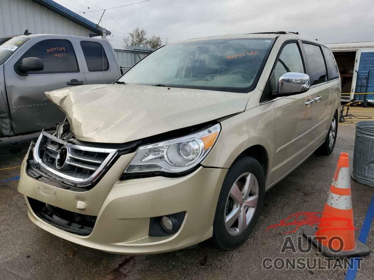 VOLKSWAGEN ROUTAN 2010 - 2V4RW6DX5AR263145