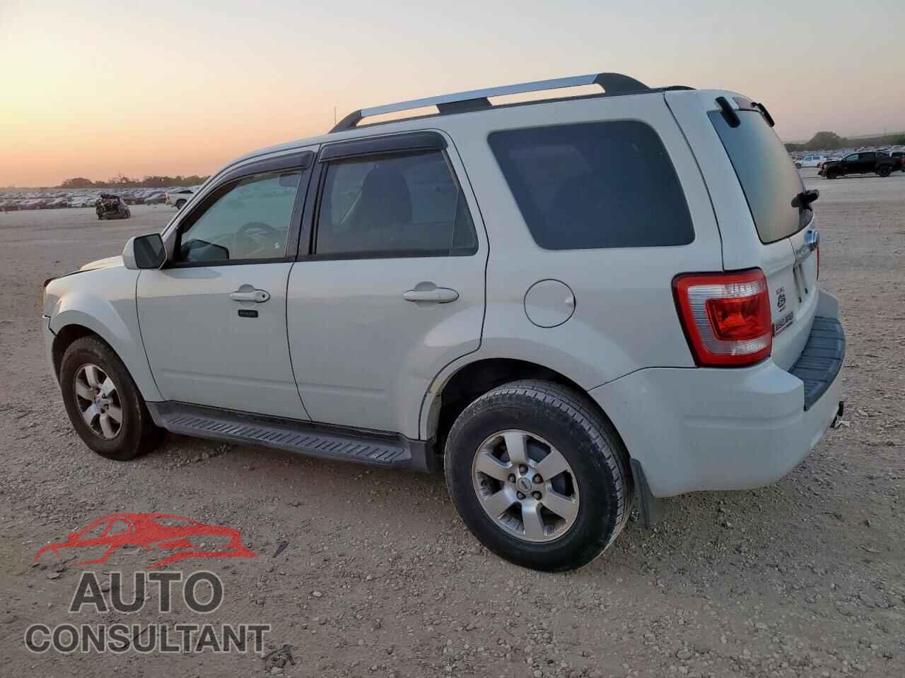 FORD ESCAPE 2009 - 1FMCU04G69KD01541