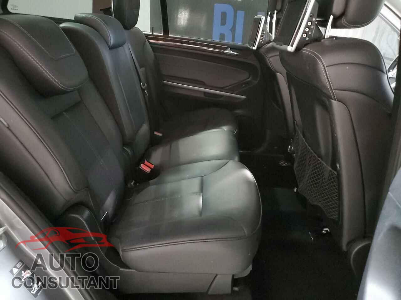 MERCEDES-BENZ GL-CLASS 2011 - 4JGBF2FE8BA679952