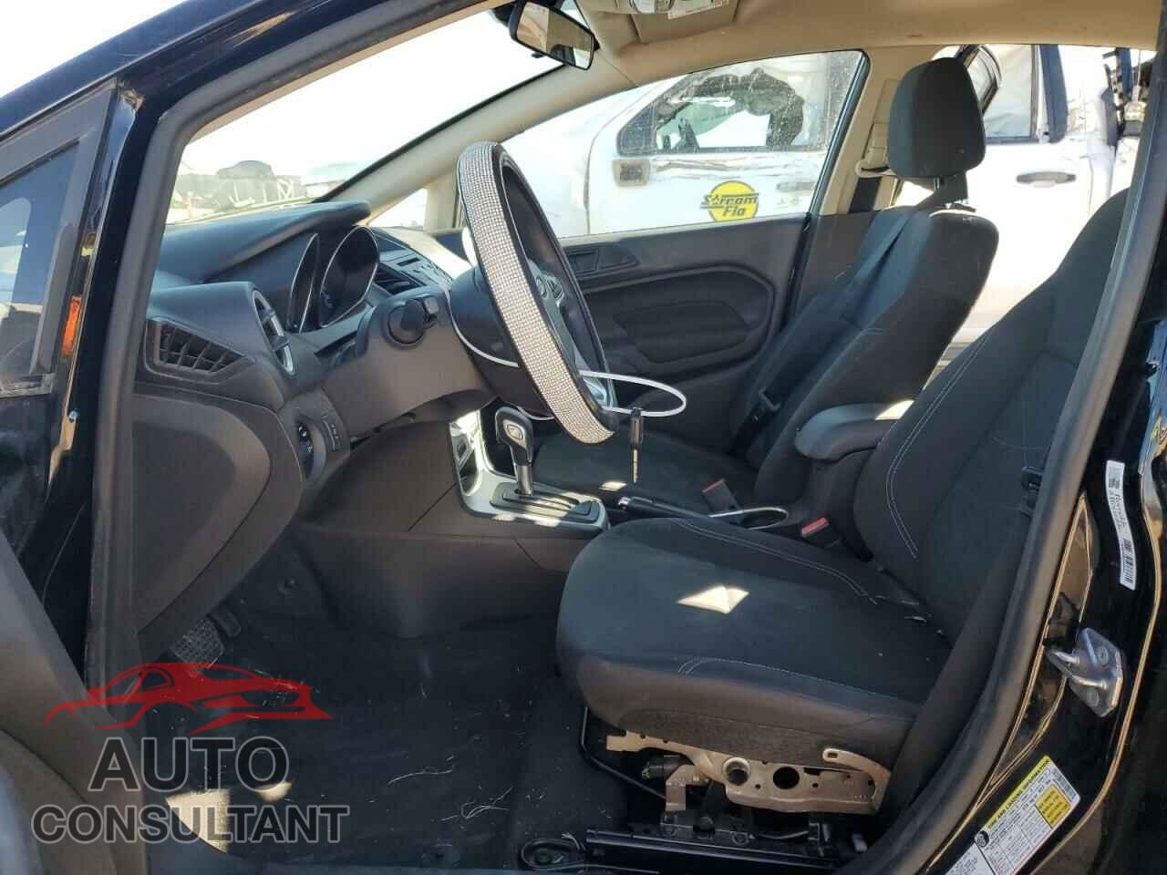 FORD FIESTA 2017 - 3FADP4EJ8HM153987