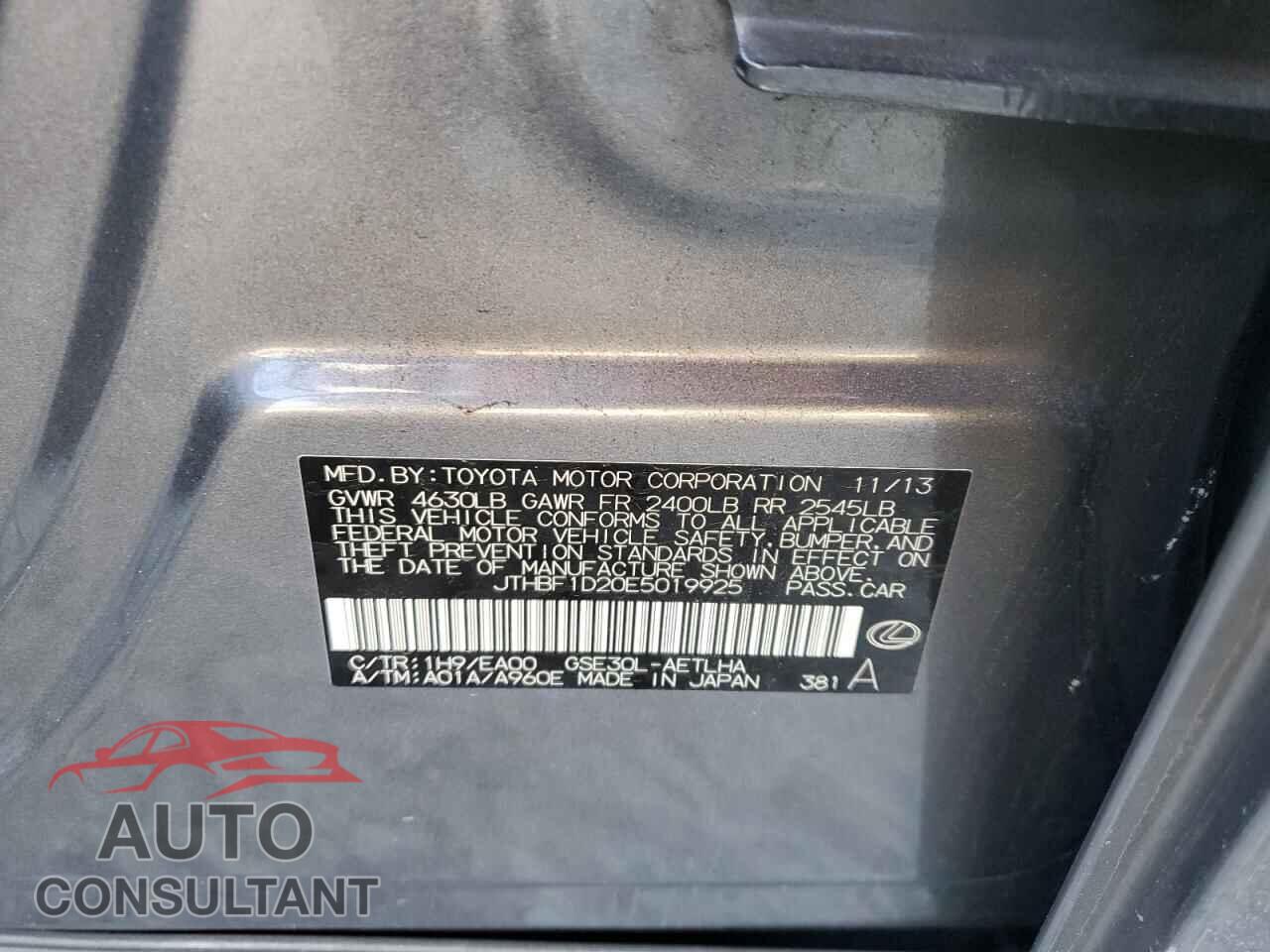 LEXUS IS 2014 - JTHBF1D20E5019925