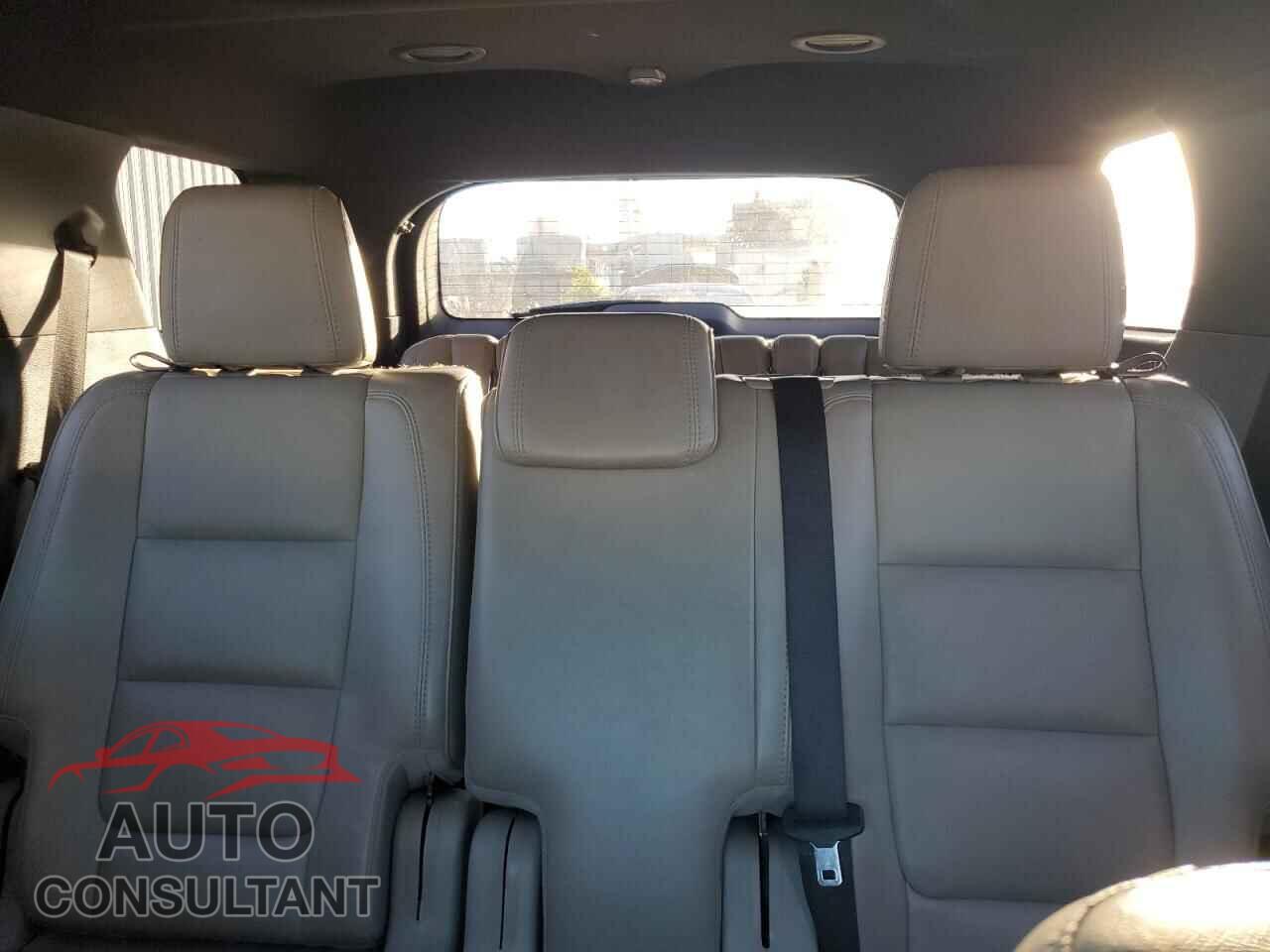 FORD EXPLORER 2015 - 1FM5K7D88FGA93046
