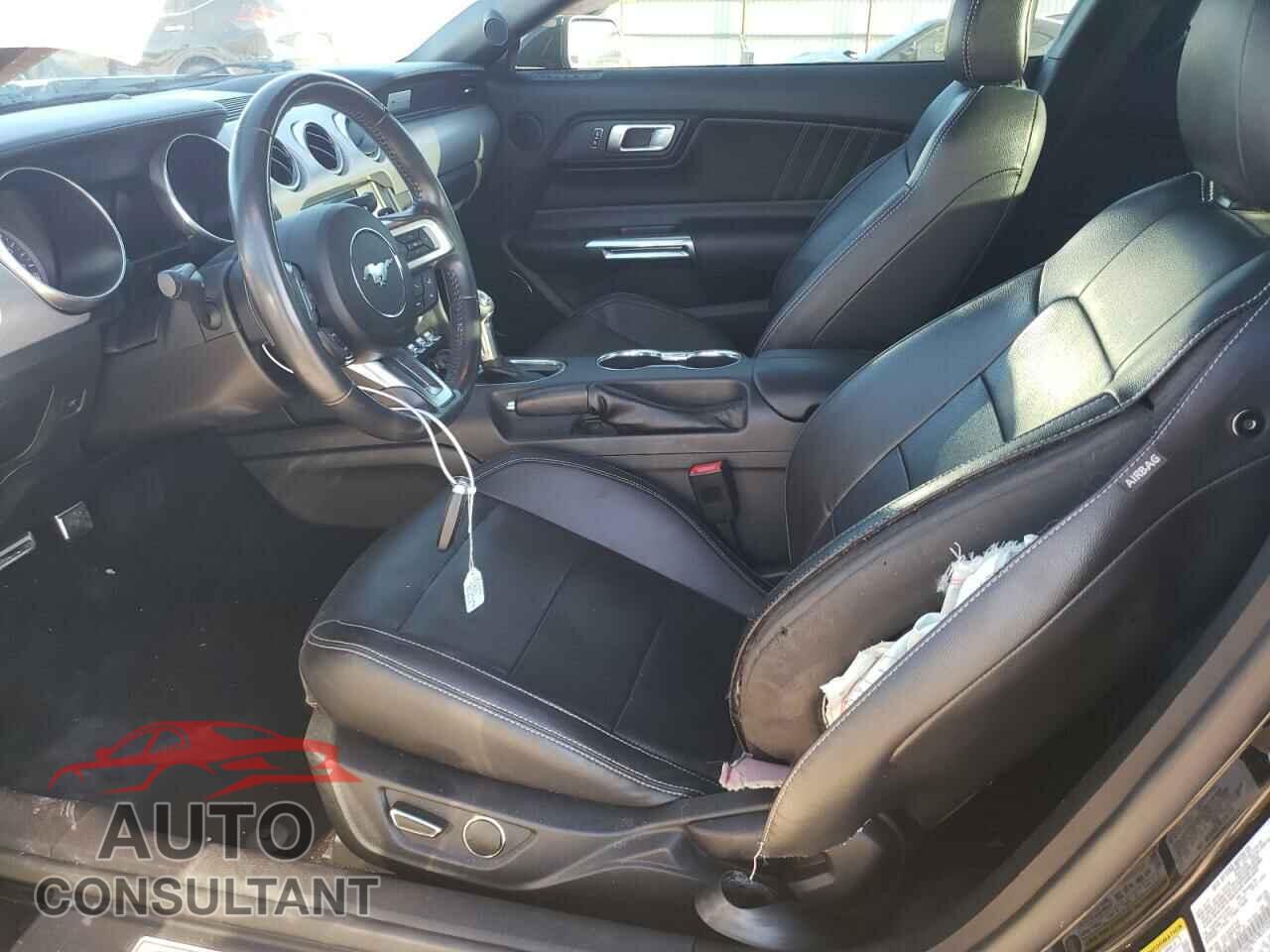 FORD MUSTANG 2019 - 1FA6P8CF3K5152919