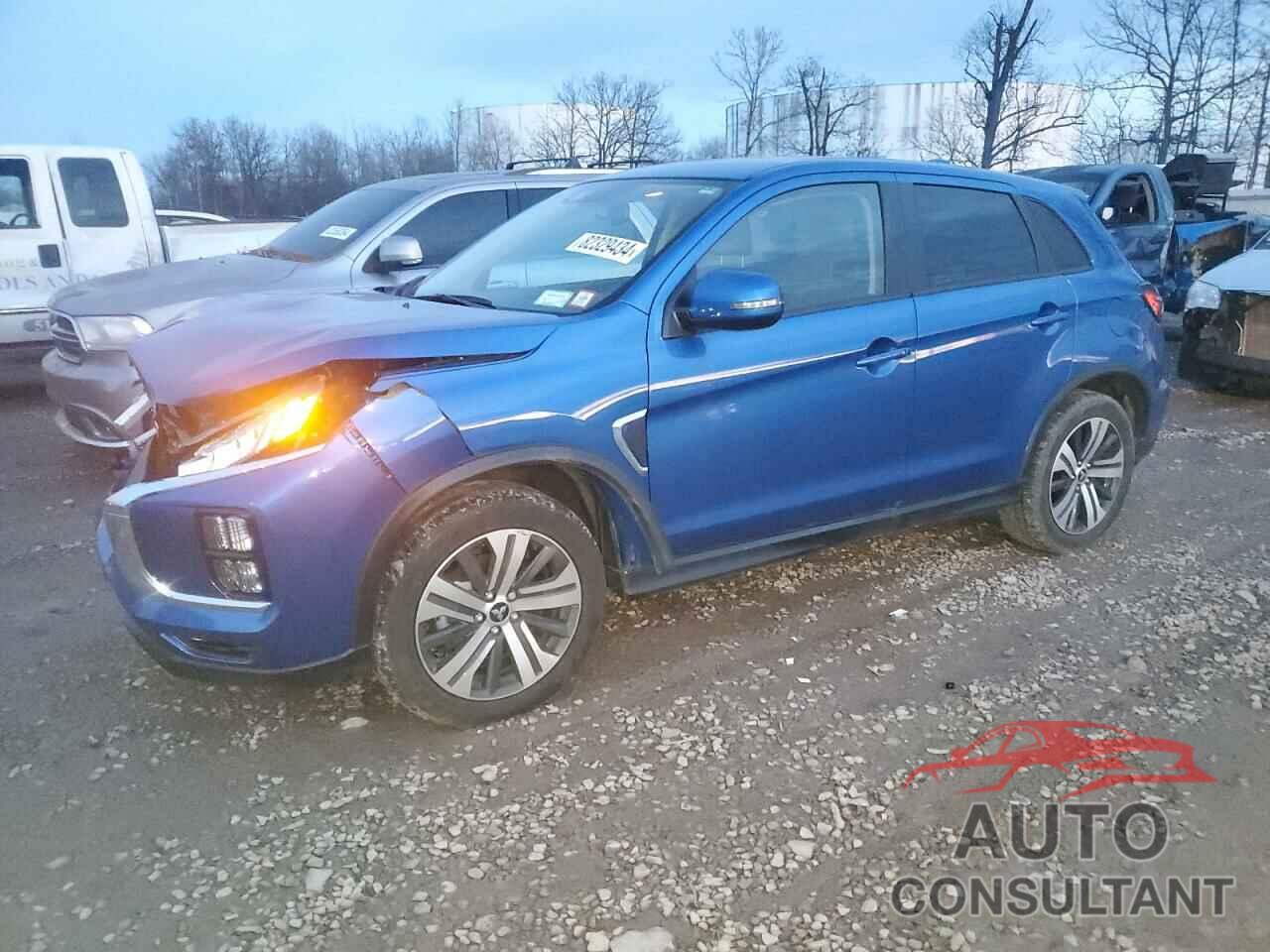 MITSUBISHI OUTLANDER 2022 - JA4ARUAU1NU023249