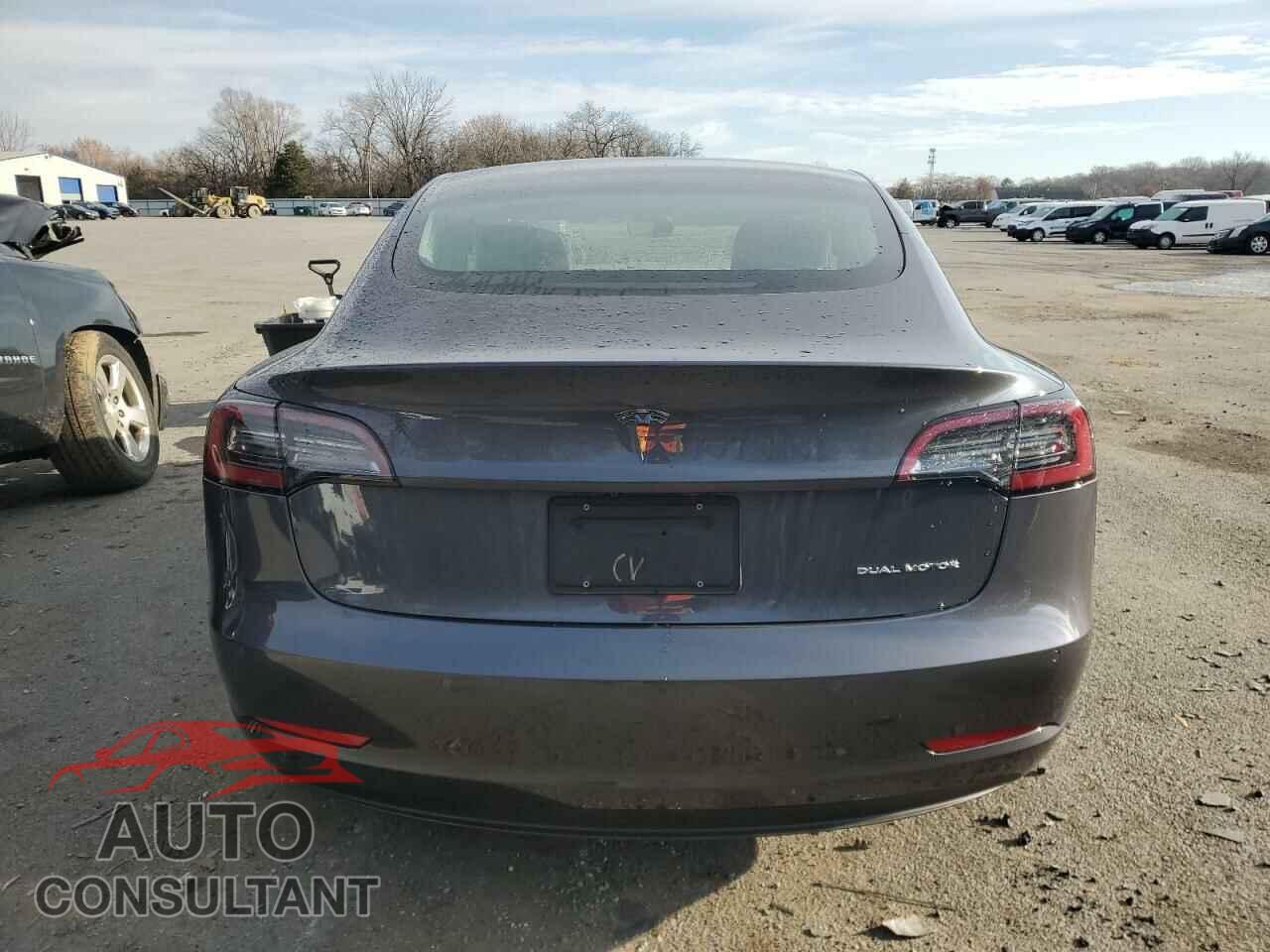 TESLA MODEL 3 2019 - 5YJ3E1EB5KF453095