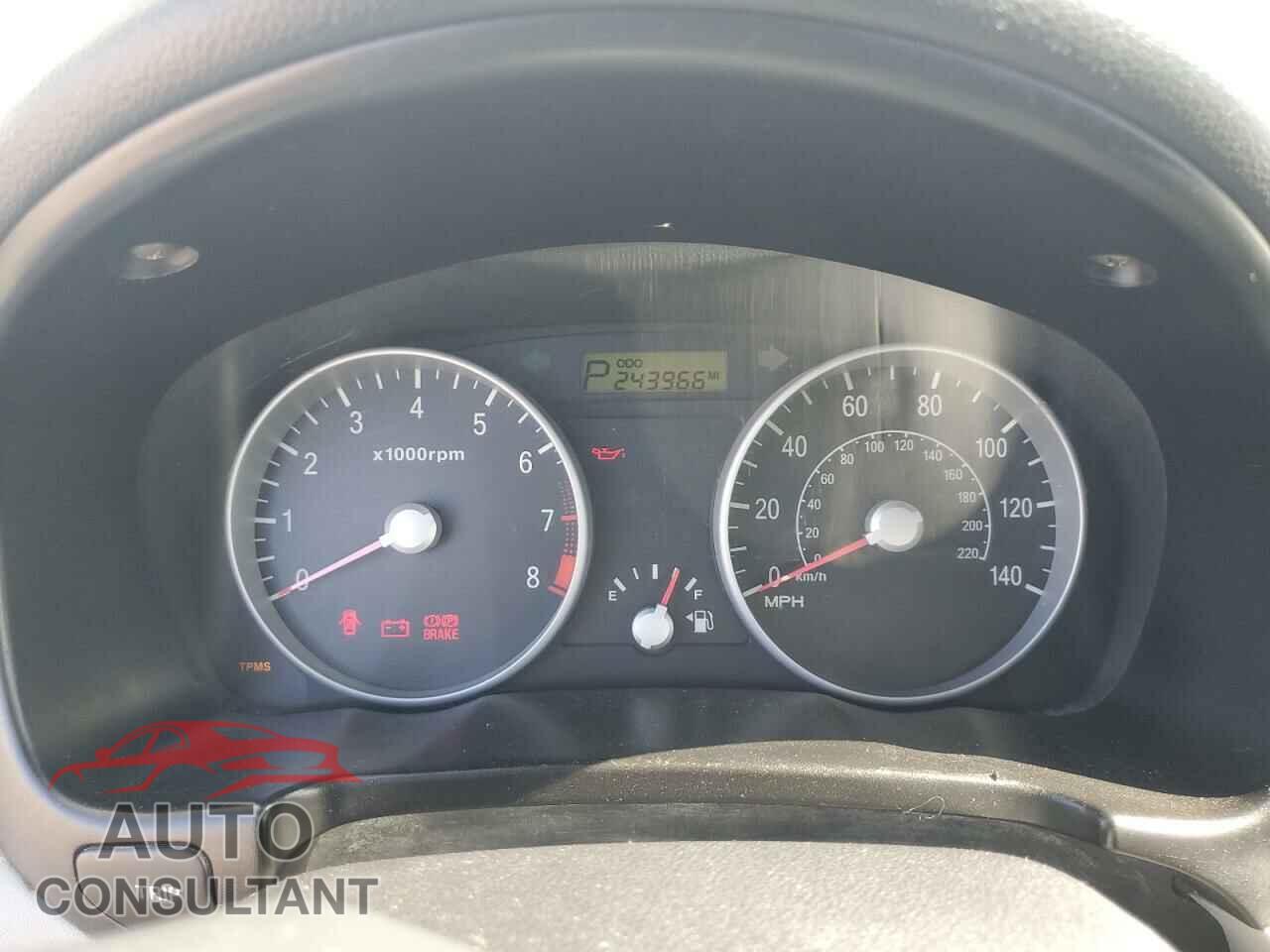 HYUNDAI ACCENT 2009 - KMHCM36C49U133737