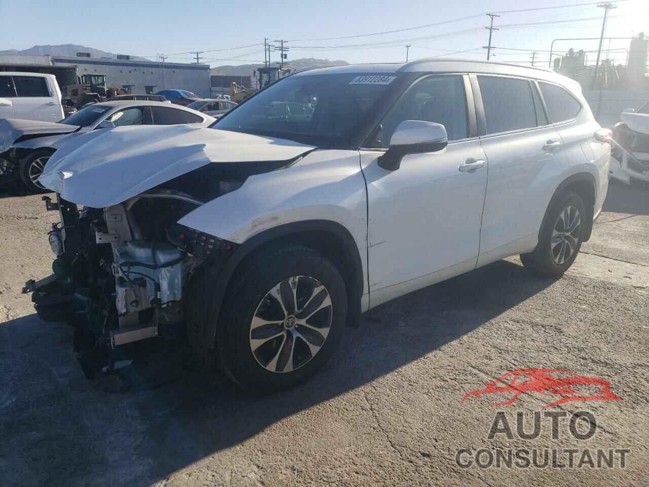 TOYOTA HIGHLANDER 2023 - 5TDKDRAH8PS043000