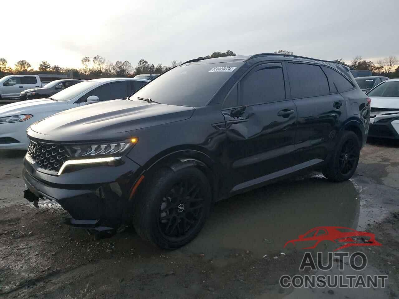 KIA SORENTO 2023 - 5XYRL4LC2PG165869