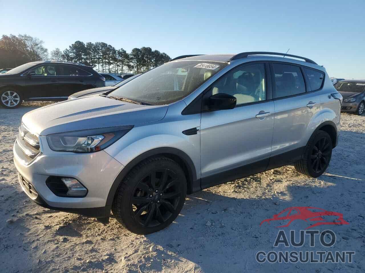 FORD ESCAPE 2017 - 1FMCU0GD1HUE64649
