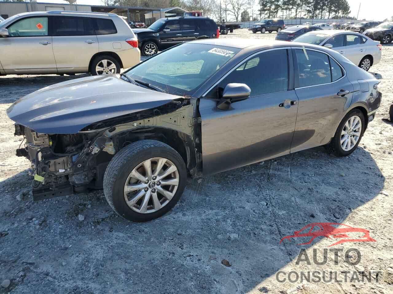 TOYOTA CAMRY 2018 - 4T1B11HKXJU528376