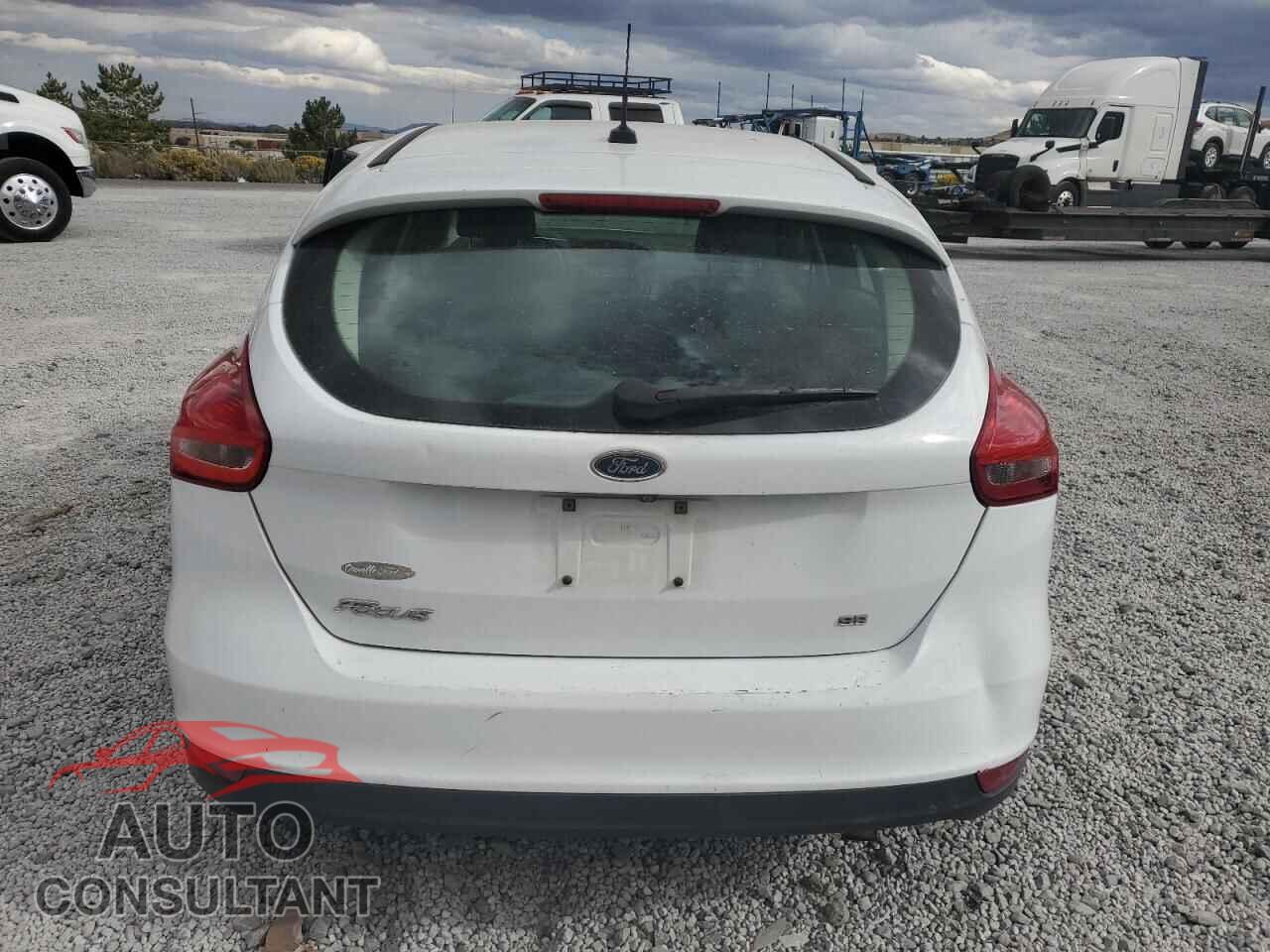 FORD FOCUS 2016 - 1FADP3K28GL290211