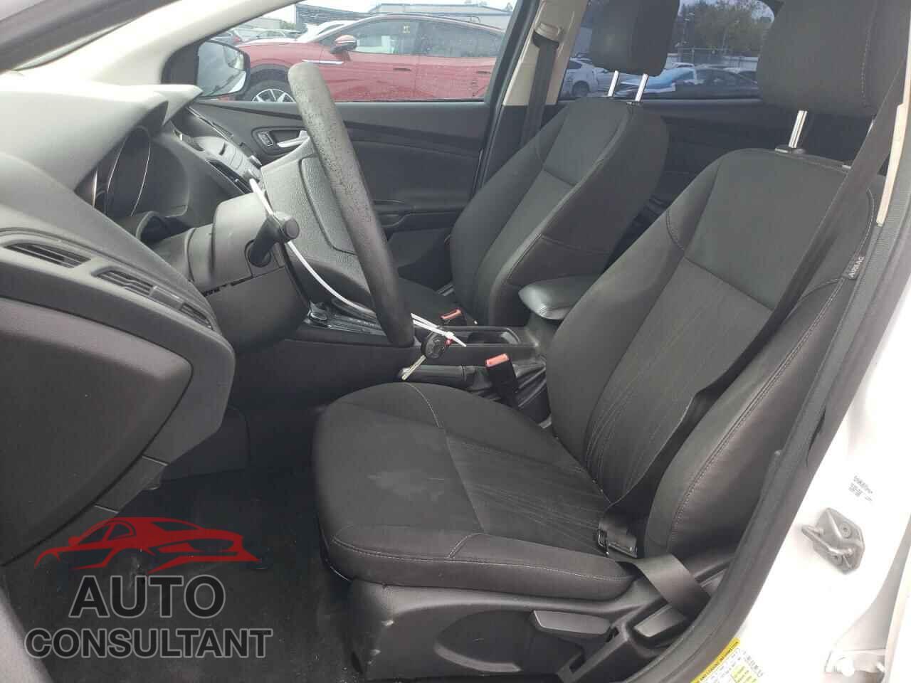 FORD FOCUS 2016 - 1FADP3F24GL347885