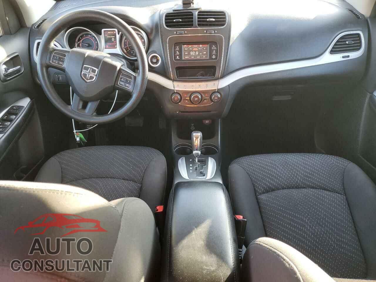 DODGE JOURNEY 2017 - 3C4PDCAB5HT636836