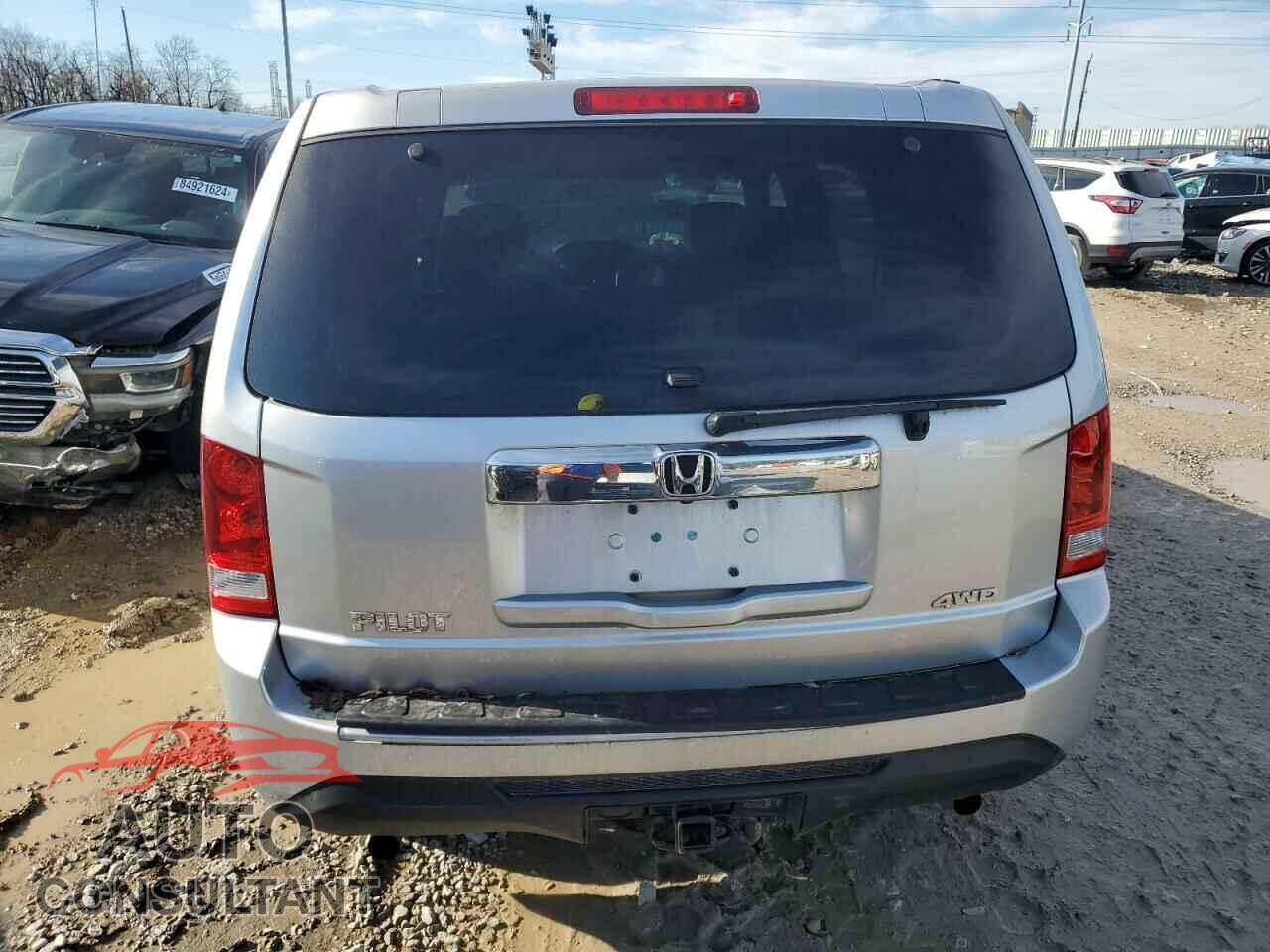 HONDA PILOT 2014 - 5FNYF4H27EB033794