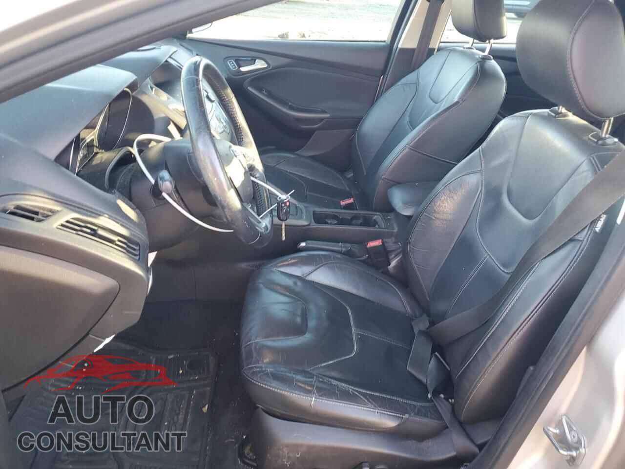 FORD FOCUS 2016 - 1FADP3F2XGL200812