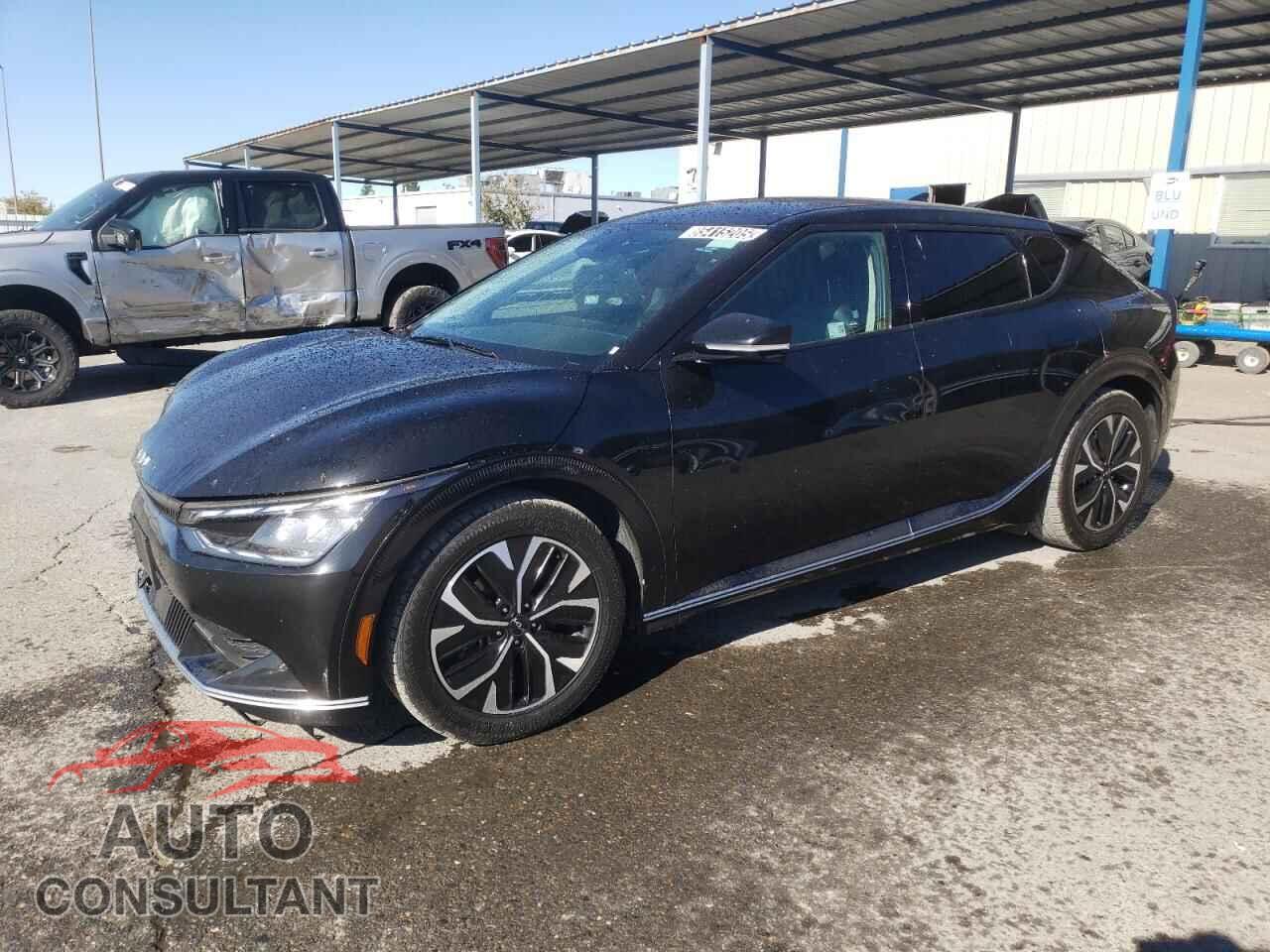 KIA EV6 LIGHT 2023 - KNDC34LA7P5111254