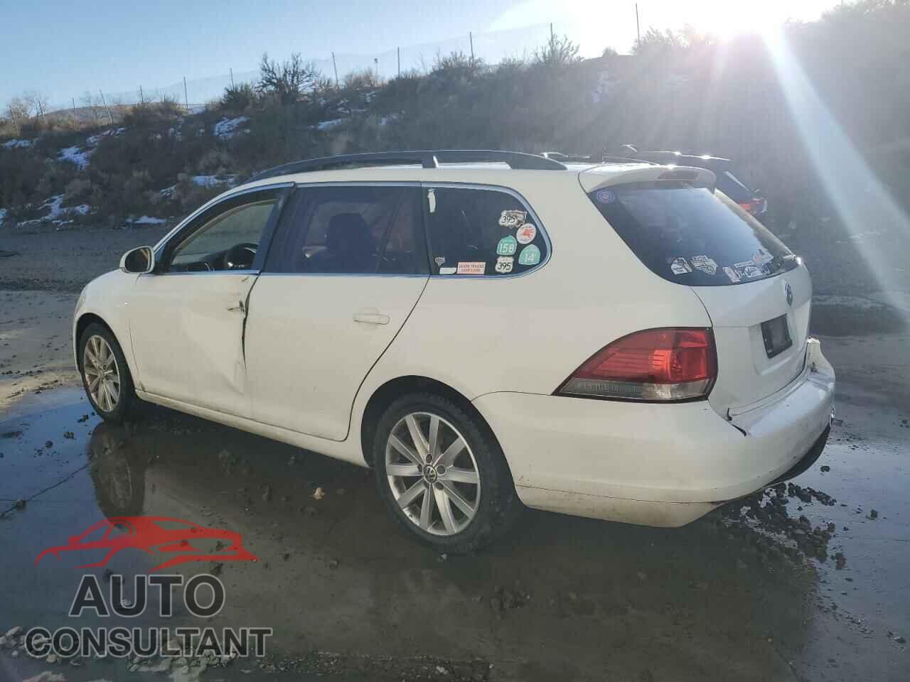 VOLKSWAGEN JETTA 2011 - 3VWPZ7AJ0BM677079