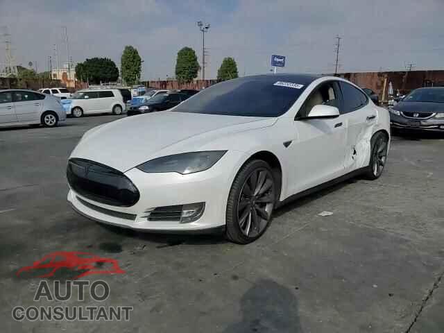 TESLA MODEL S 2012 - 5YJSA1DP8CFS01024