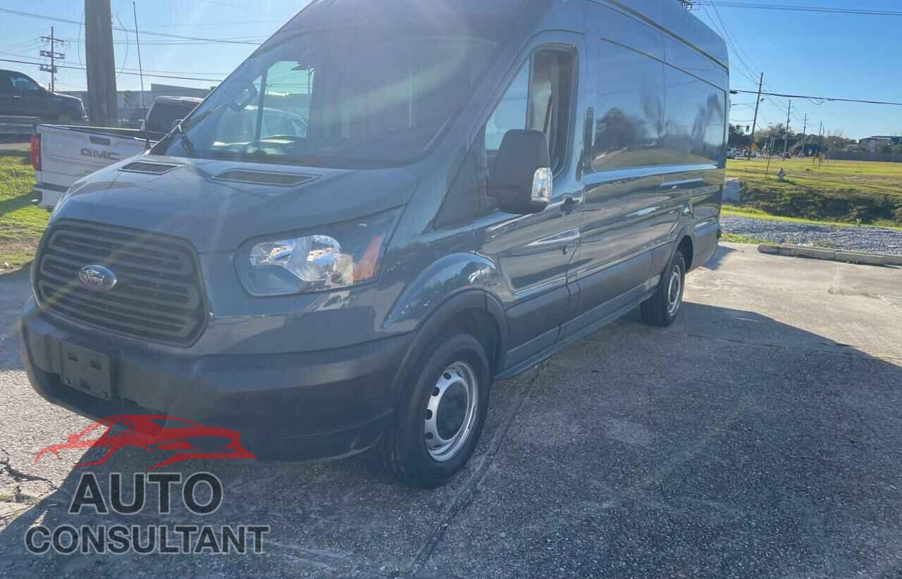 FORD TRANSIT 2019 - 1FTYR3XM6KKB33498
