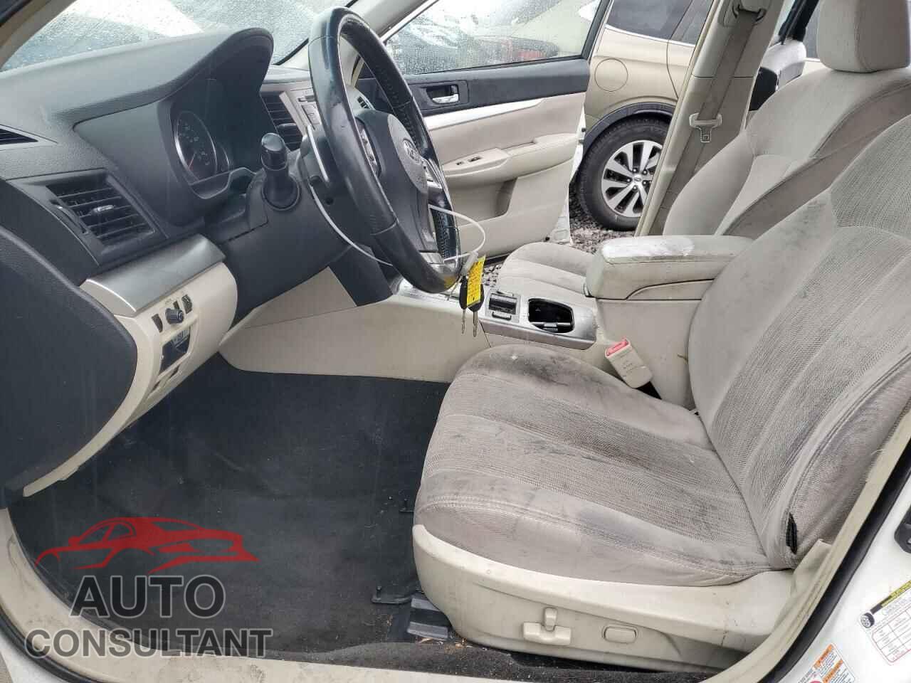 SUBARU OUTBACK 2013 - 4S4BRBCC5D3232402