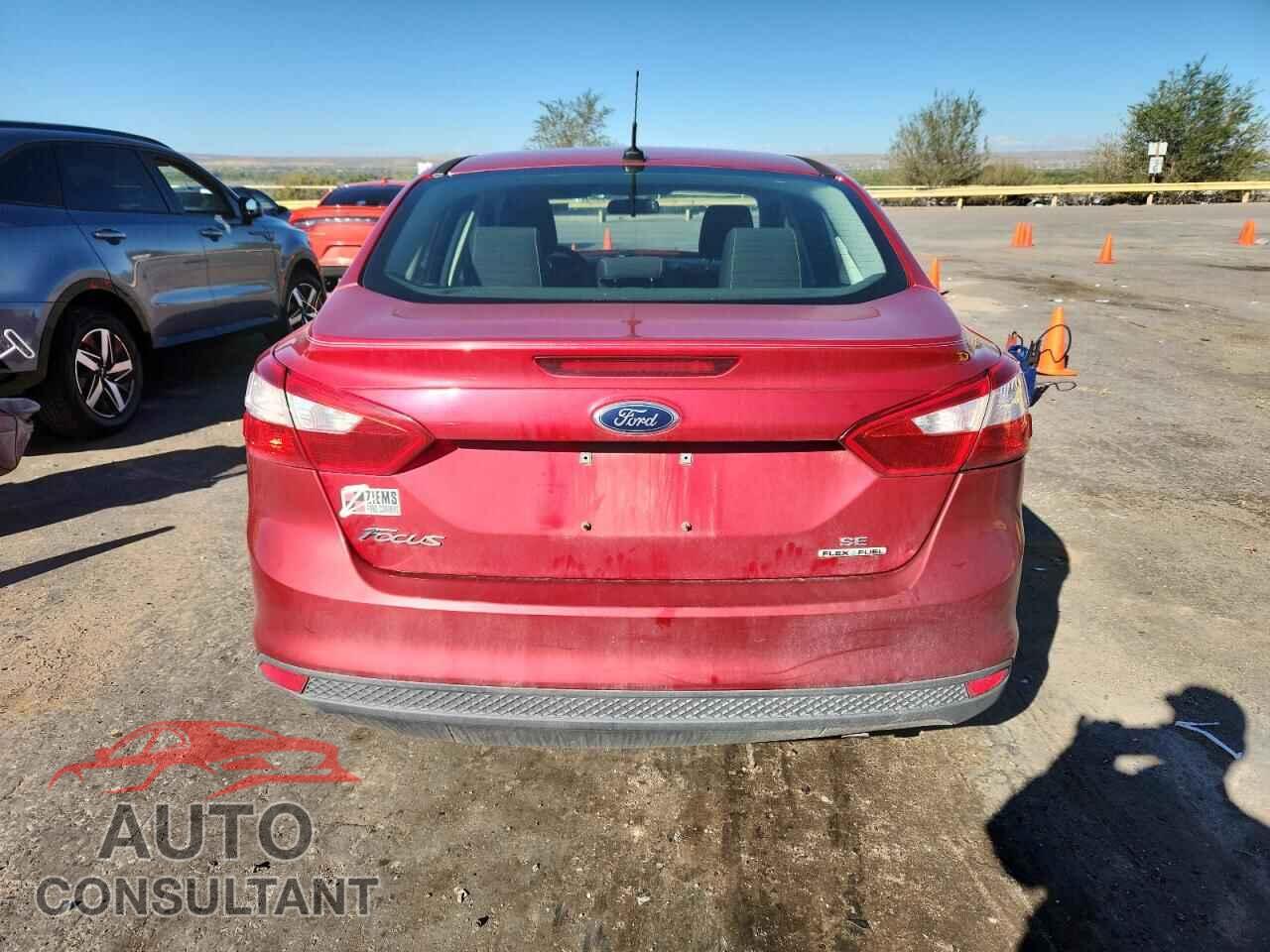 FORD FOCUS 2012 - 1FAHP3F28CL382151