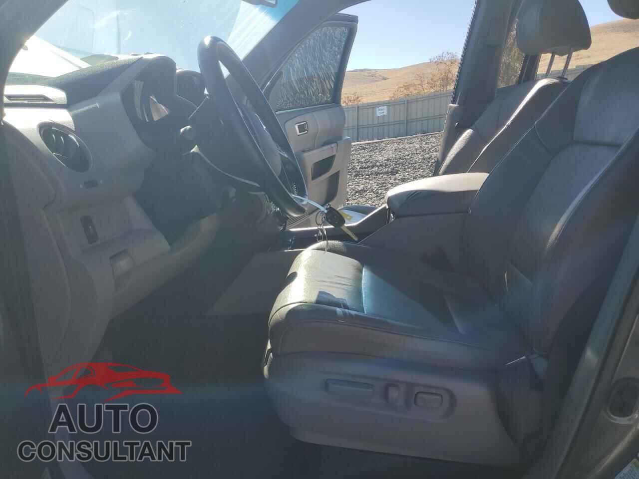 HONDA PILOT 2013 - 5FNYF4H74DB071705