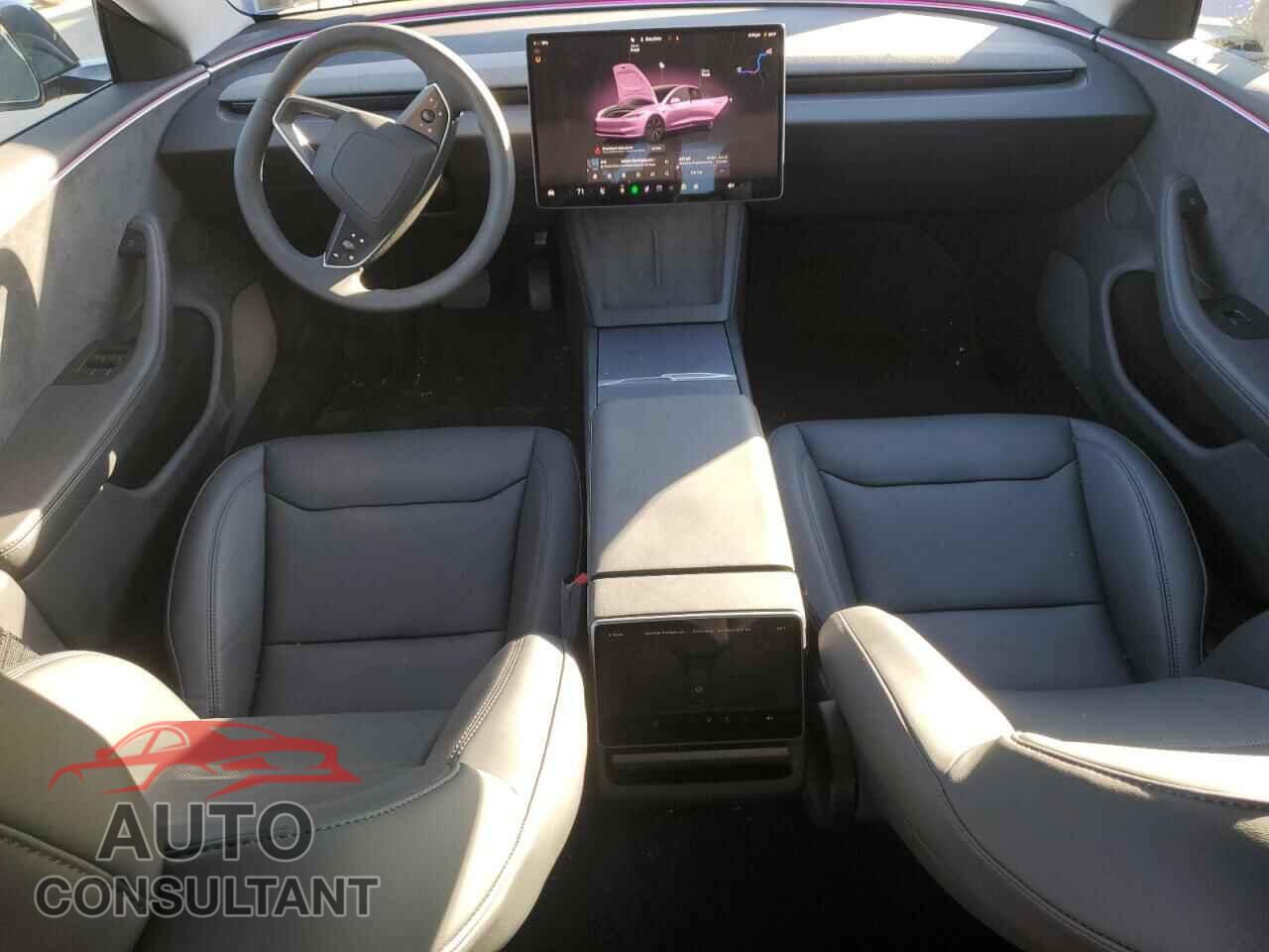TESLA MODEL 3 2025 - 5YJ3E1EB0SF998511